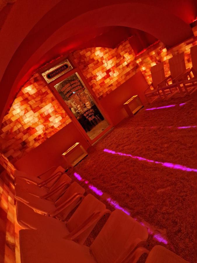 Fantastico Exlcusive Hotel Senta Bagian luar foto