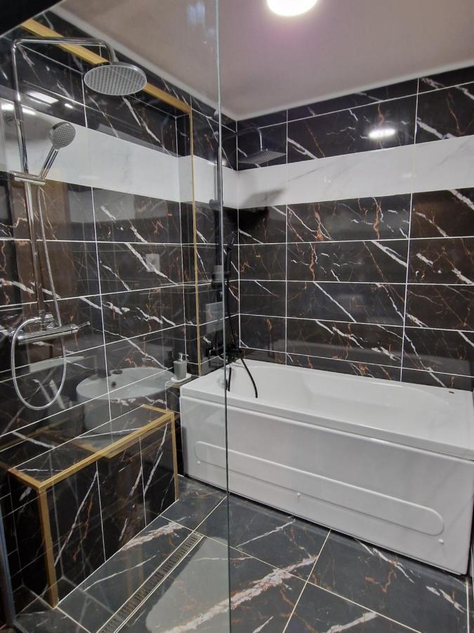Fantastico Exlcusive Hotel Senta Bagian luar foto