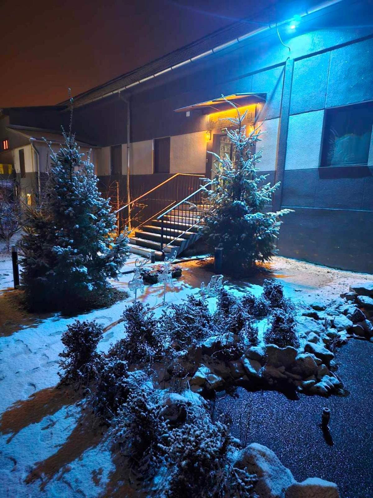 Fantastico Exlcusive Hotel Senta Bagian luar foto